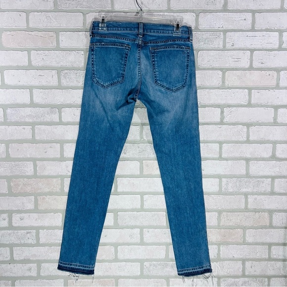 Rag & Bone Dre Boyfriend Jeans in Freemont Wash Size 25 - Picture 4 of 10